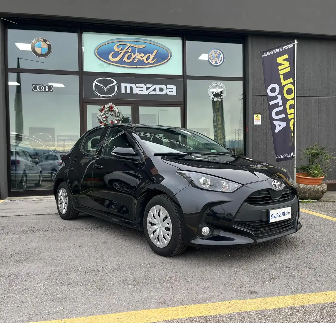 Toyota Yaris 1.5 Dual VVT-iE 125CV Dynamic Business BENZINA Nero - 1