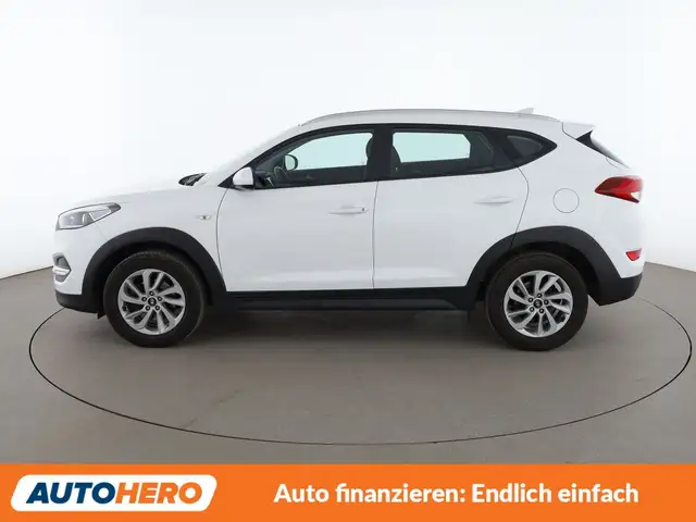Hyundai Tucson view 3