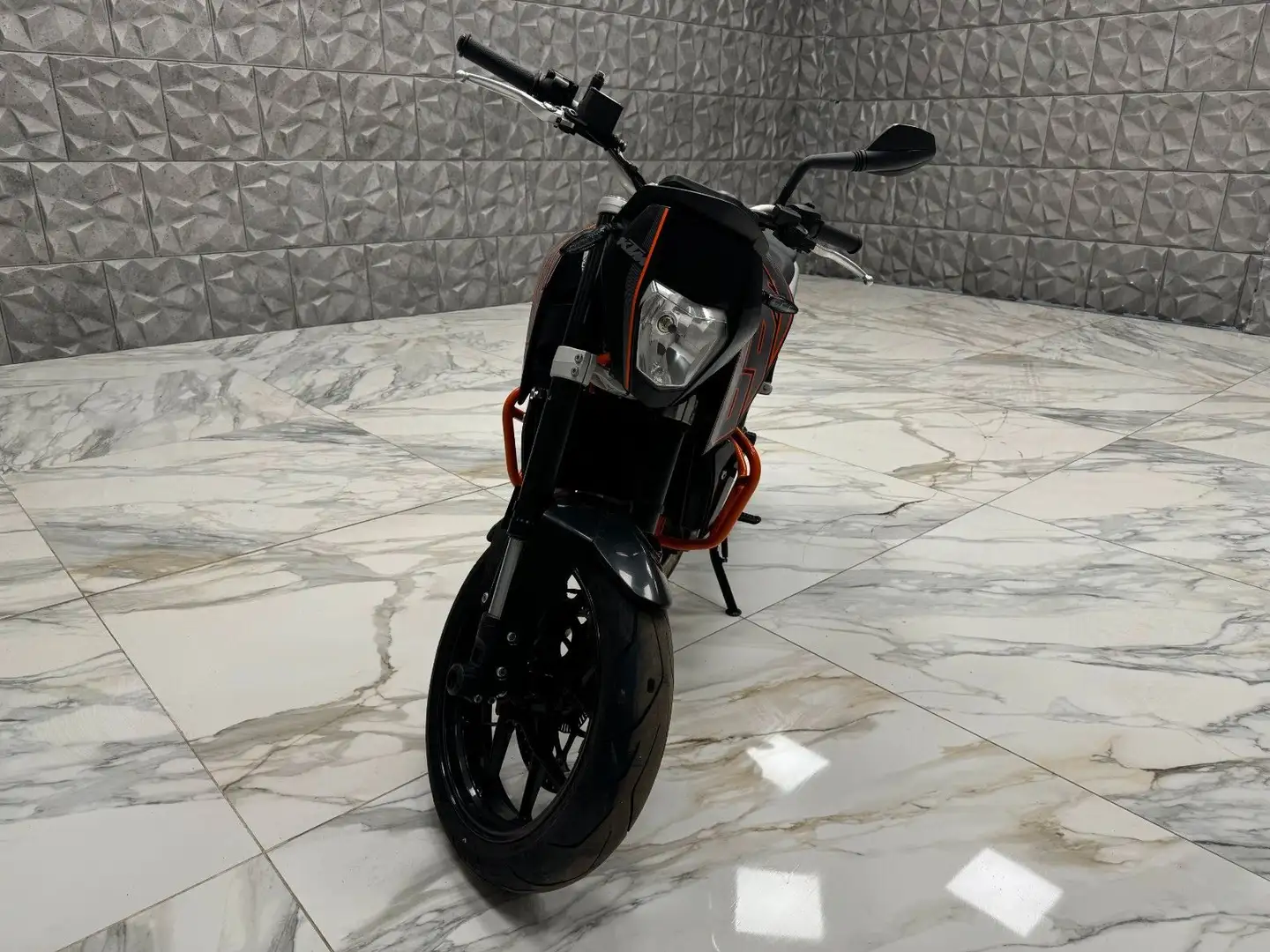 KTM 690 Duke LC4-E Negru - 2