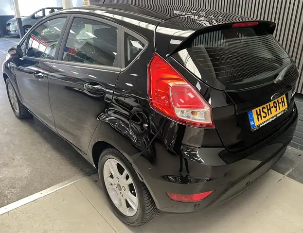 Ford Fiesta view 7