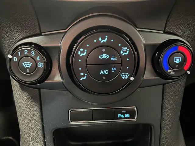 Ford Fiesta view 20
