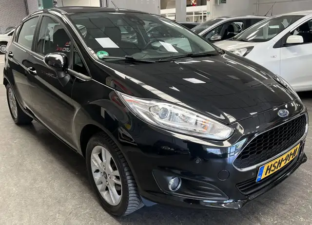 Ford Fiesta view 11