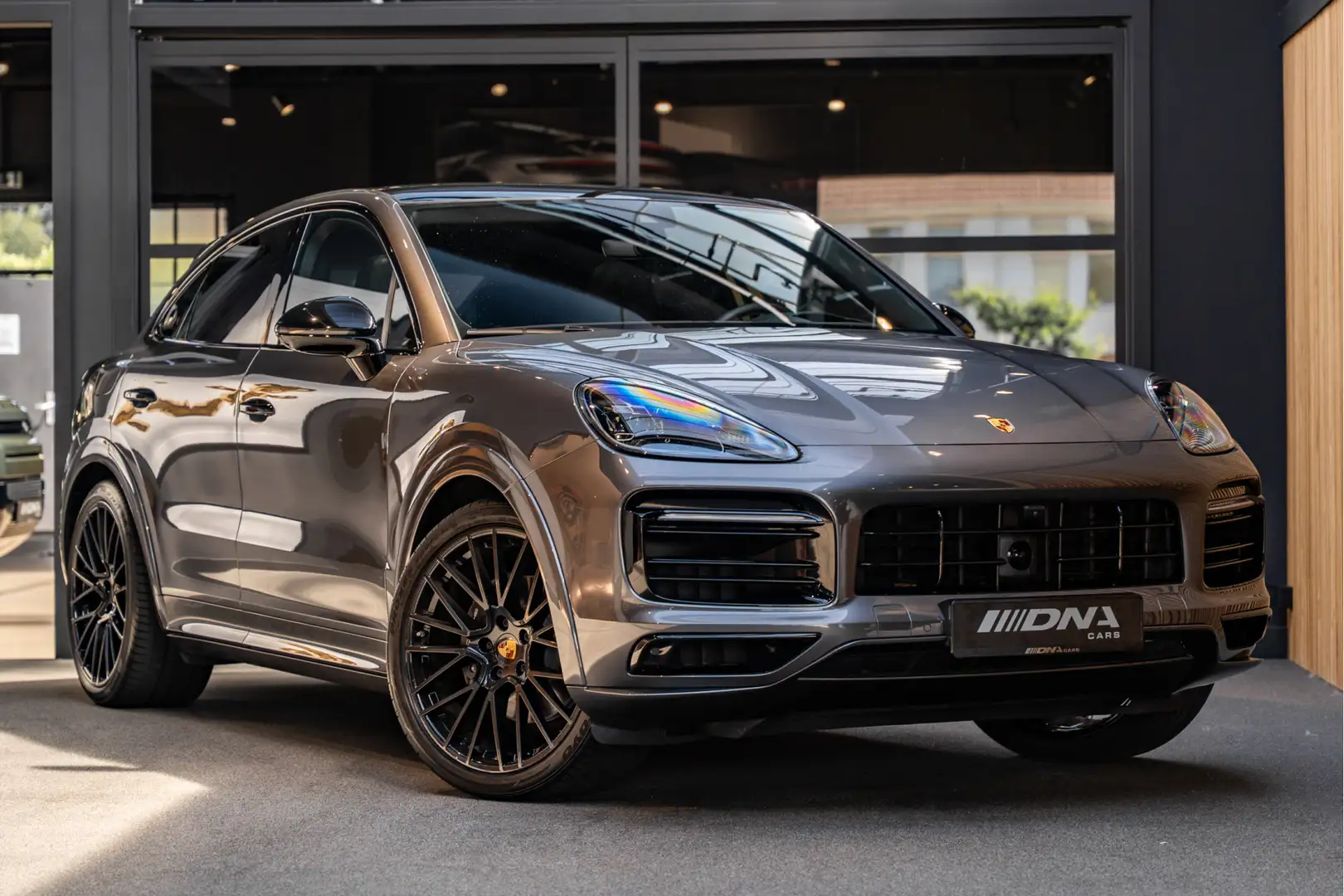 PORSCHE Cayenne Coupe