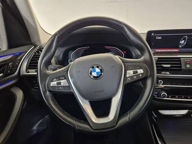 BMW X3 view 10