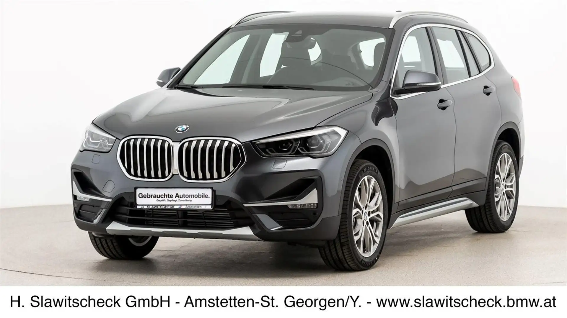 BMW X1 xDrive18d F48 Grau - 1