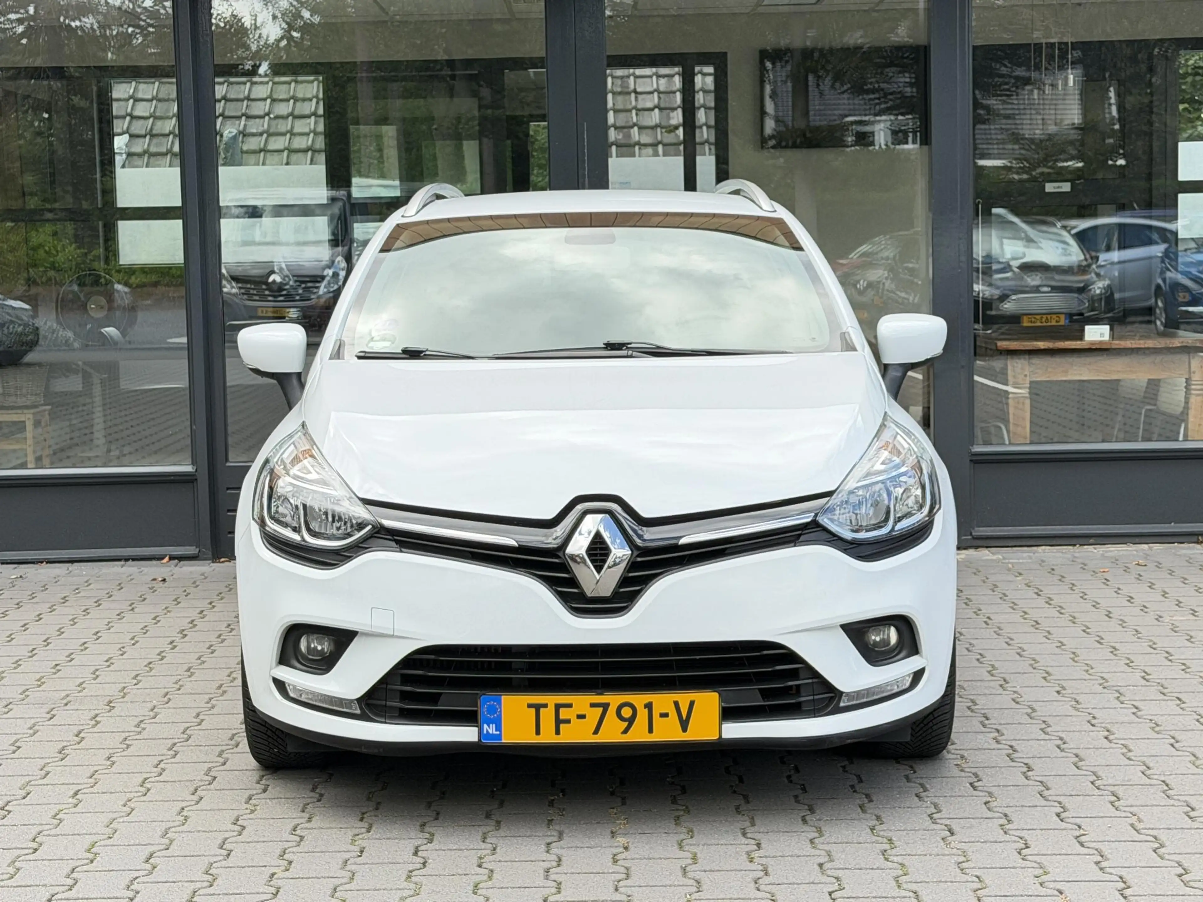 Renault Clio Estate 0.9 TCe Navigatie, Cruise control, PDC, Gar — photo 11