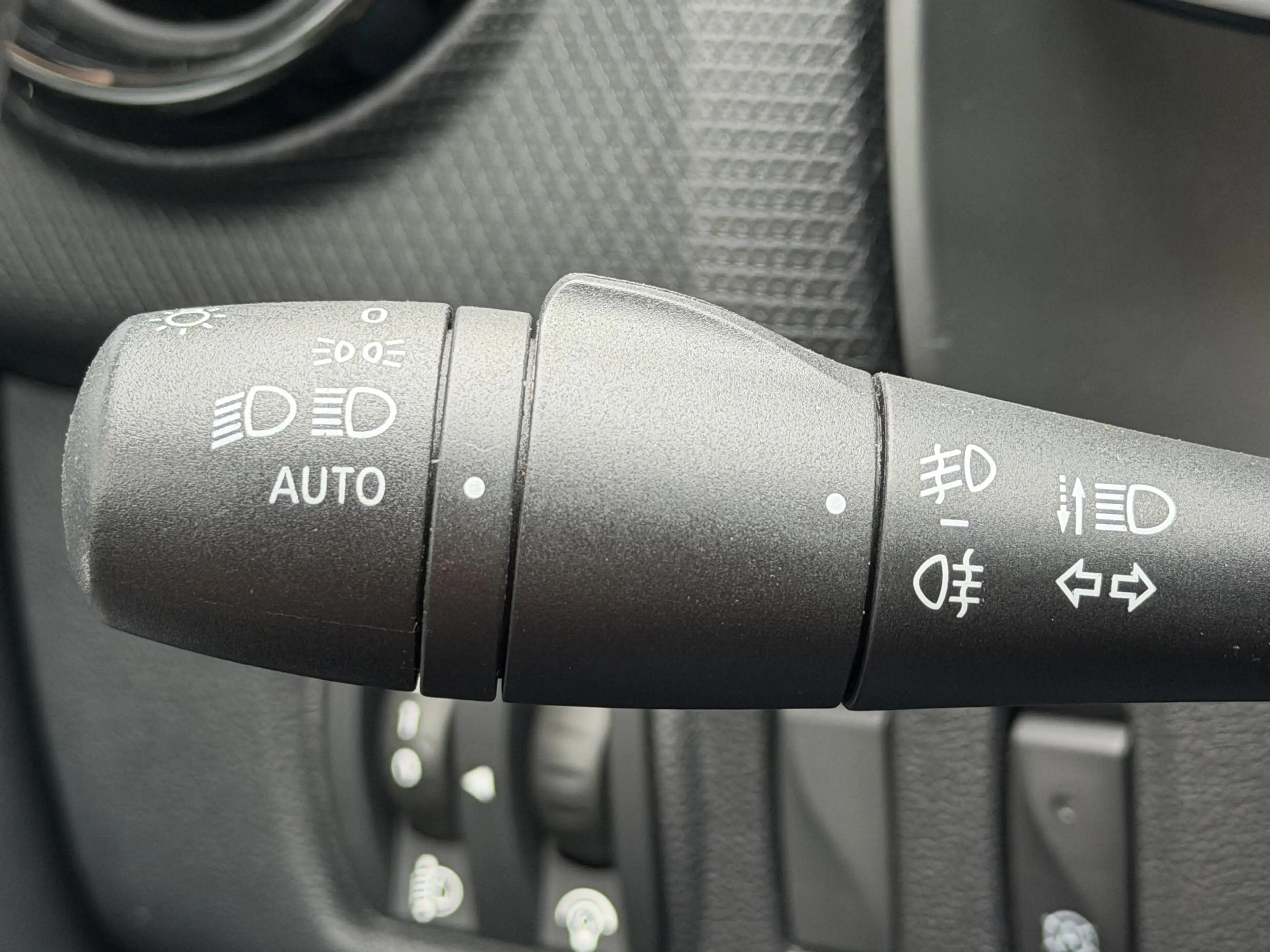 Renault Clio Estate 0.9 TCe Navigatie, Cruise control, PDC, Gar — photo 21