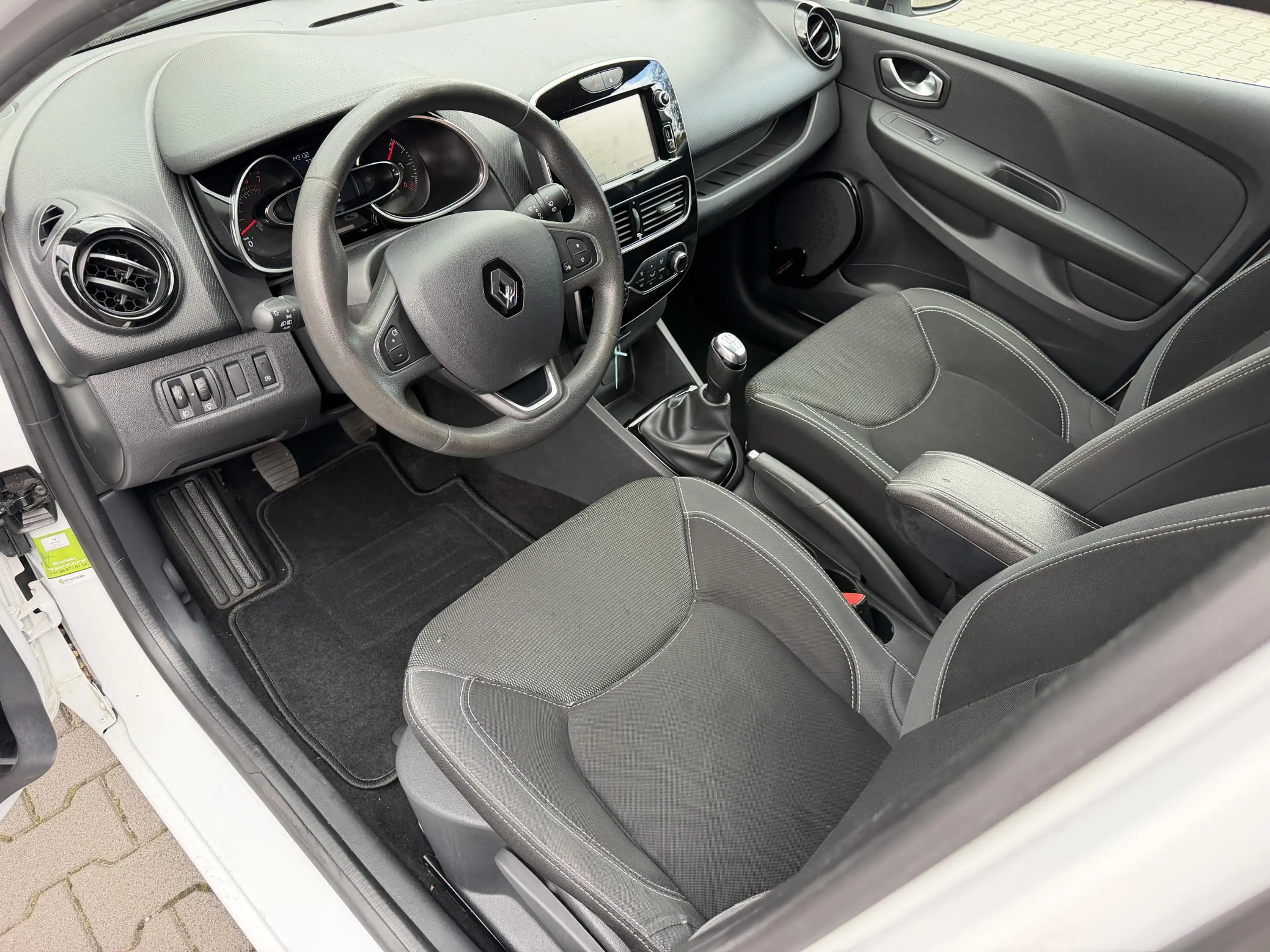 Renault Clio Estate 0.9 TCe Navigatie, Cruise control, PDC, Gar — photo 3