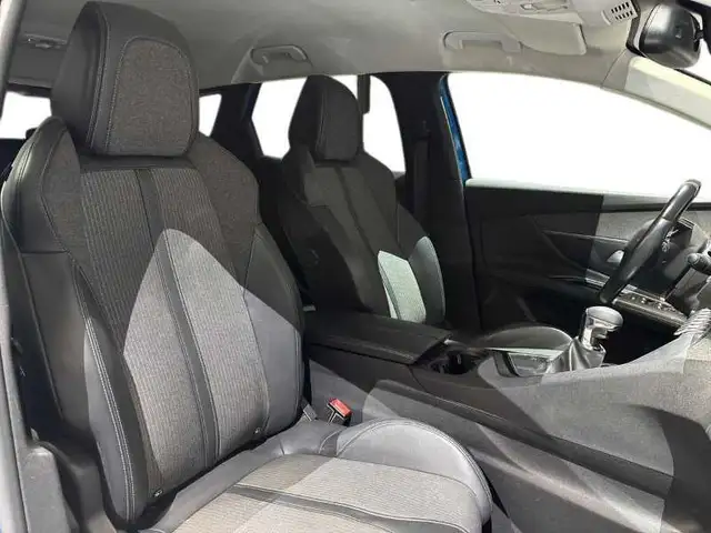 Peugeot 3008 view 16