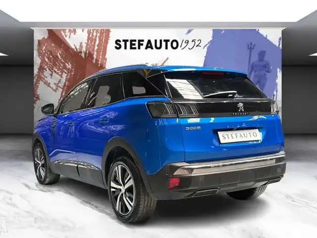 Peugeot 3008 view 5