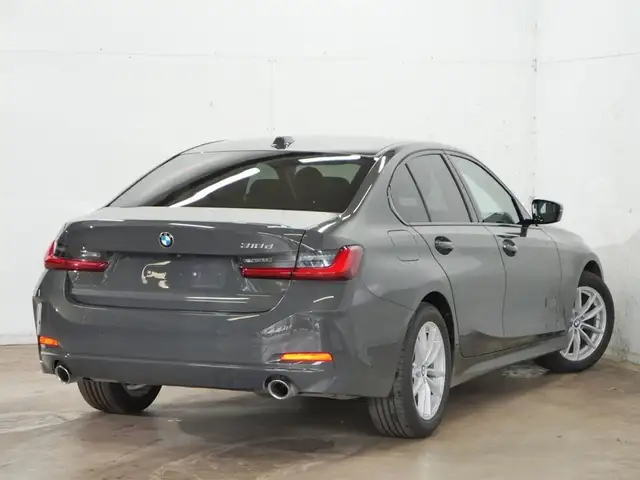 BMW 3 Series view 5