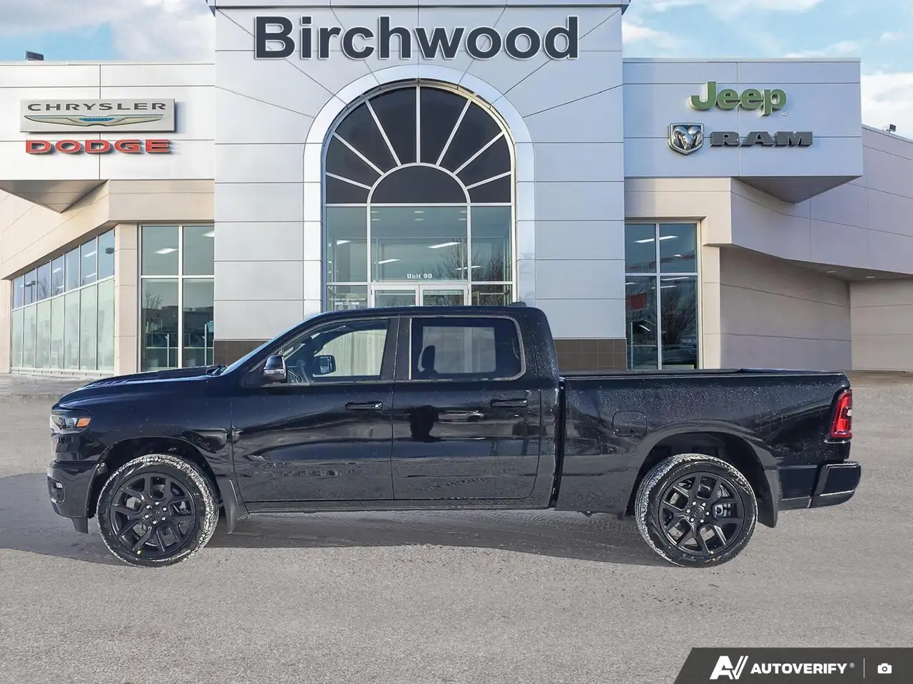 RAM 1500 снимка RAM 1500