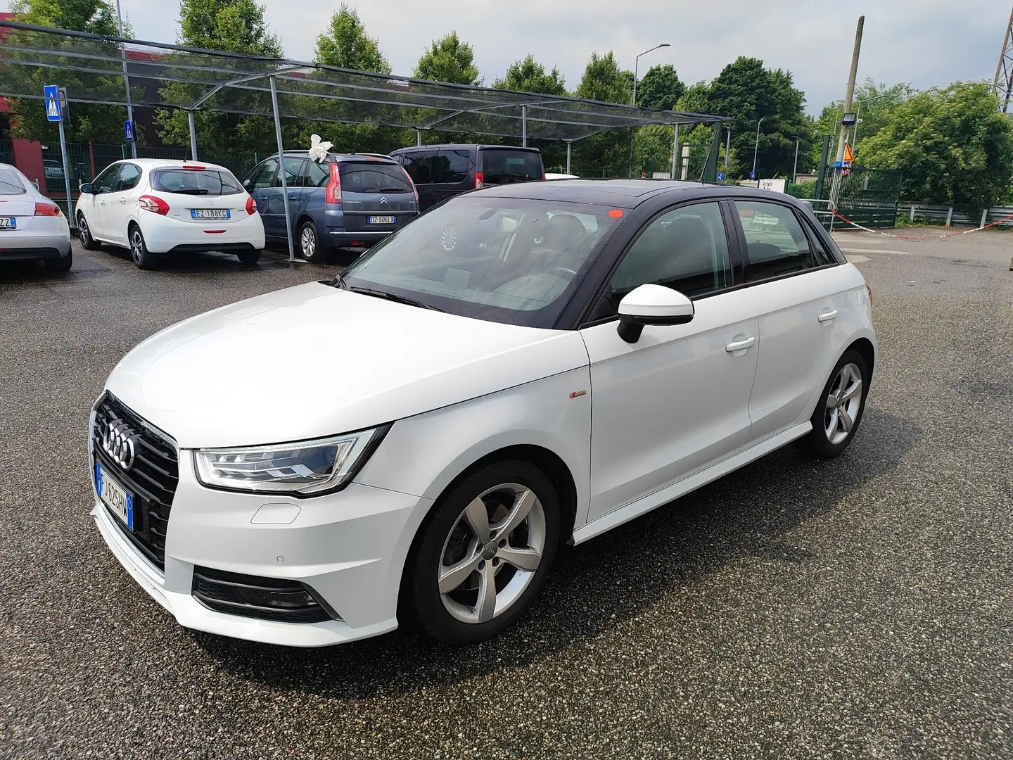 Audi A1 Sportback 1.4 tfsi Admired 125cv s-tronic S-line Blanc - 2
