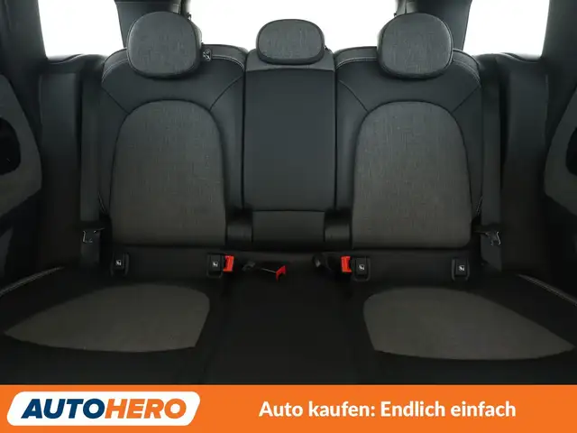 Mini Countryman view 15