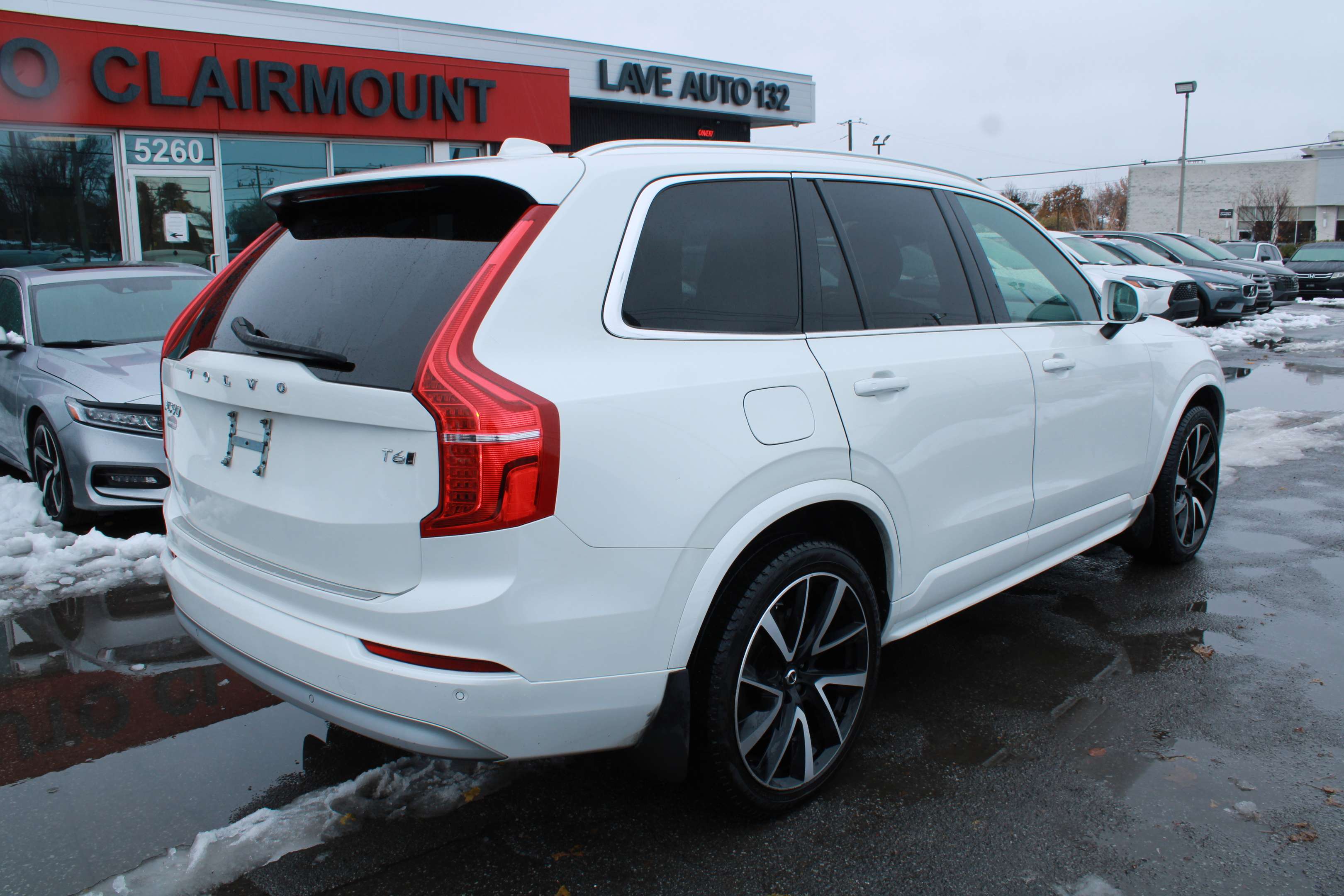 2022 Volvo XC90 T6 AWD Momentum 7-Seater, NAVIGATION, CUIR, MAGS thumb 7