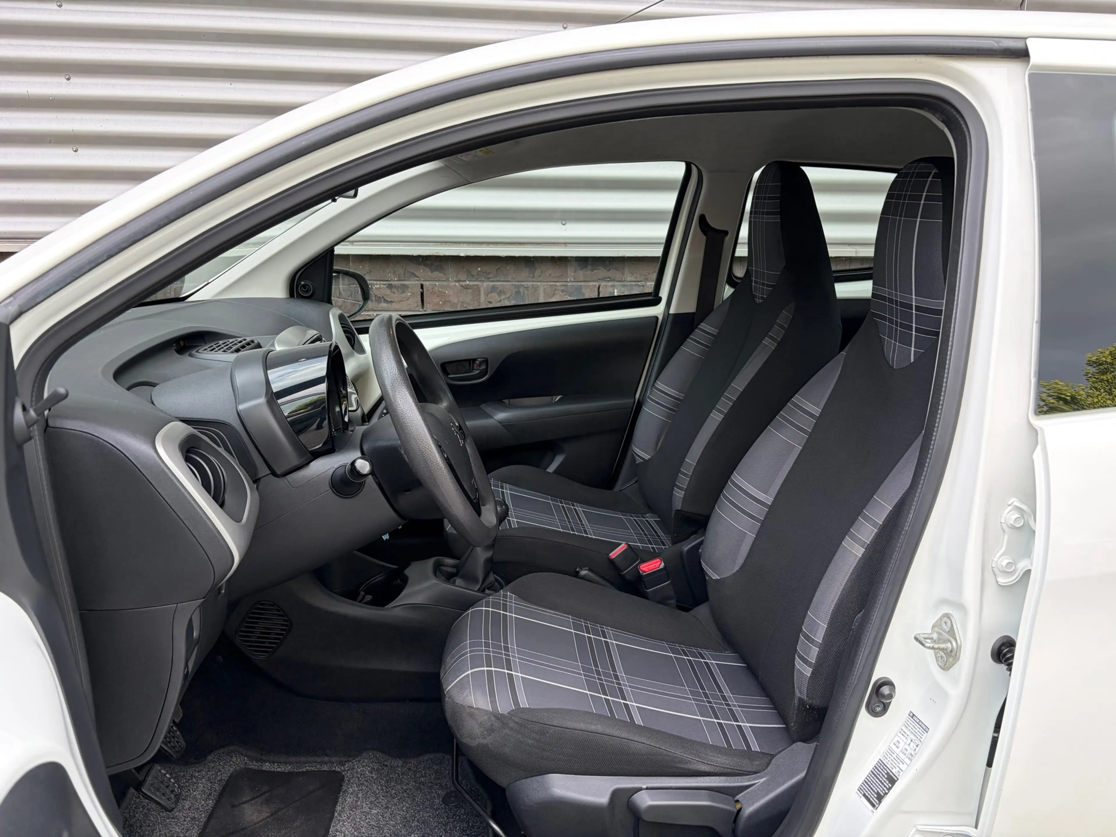Peugeot 108 1.0 e-VTi Active AIRCO|APPLE CARPLAY|LED|RIJKLAAR — photo 4