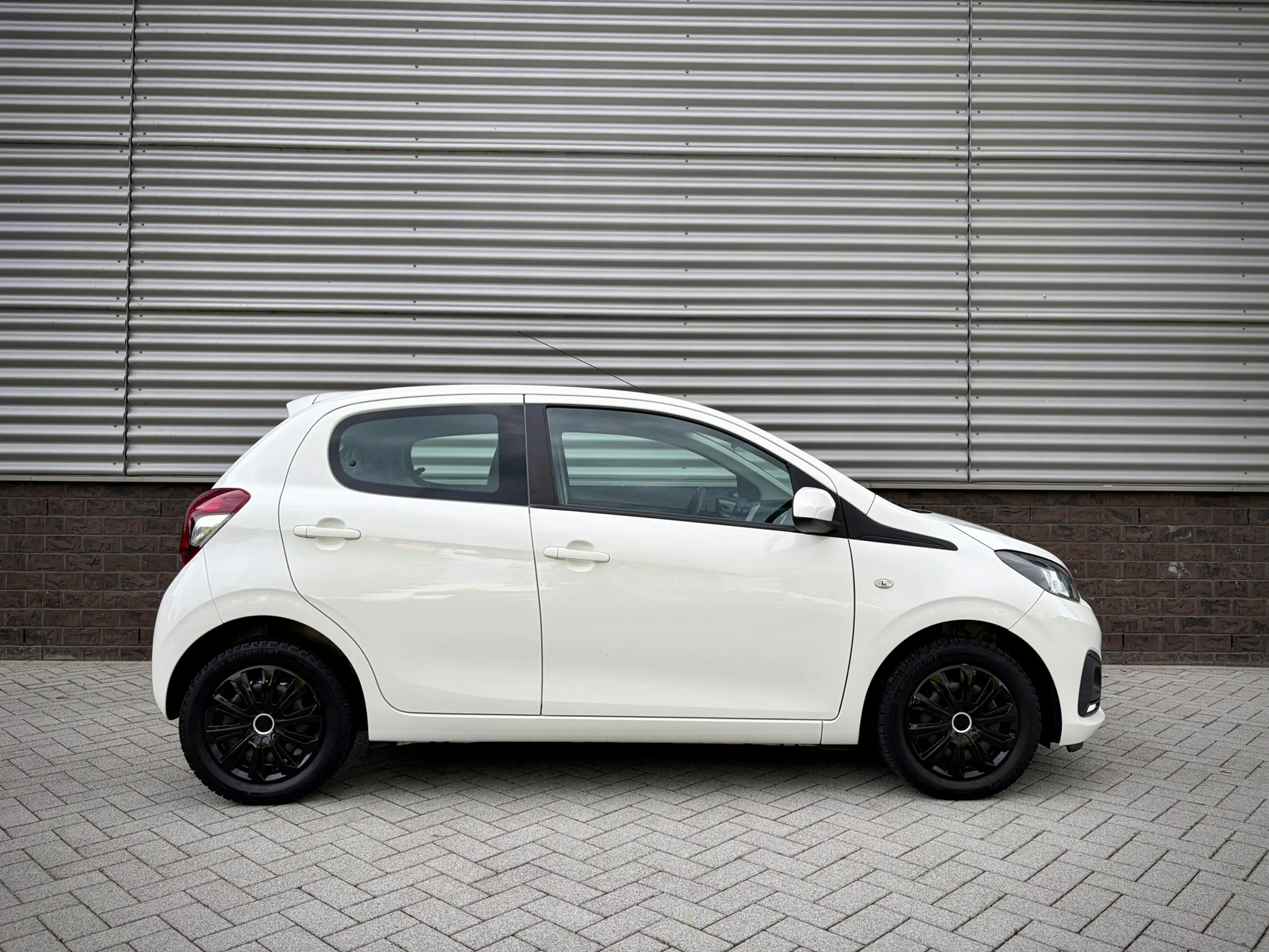 Peugeot 108 1.0 e-VTi Active AIRCO|APPLE CARPLAY|LED|RIJKLAAR — photo 15