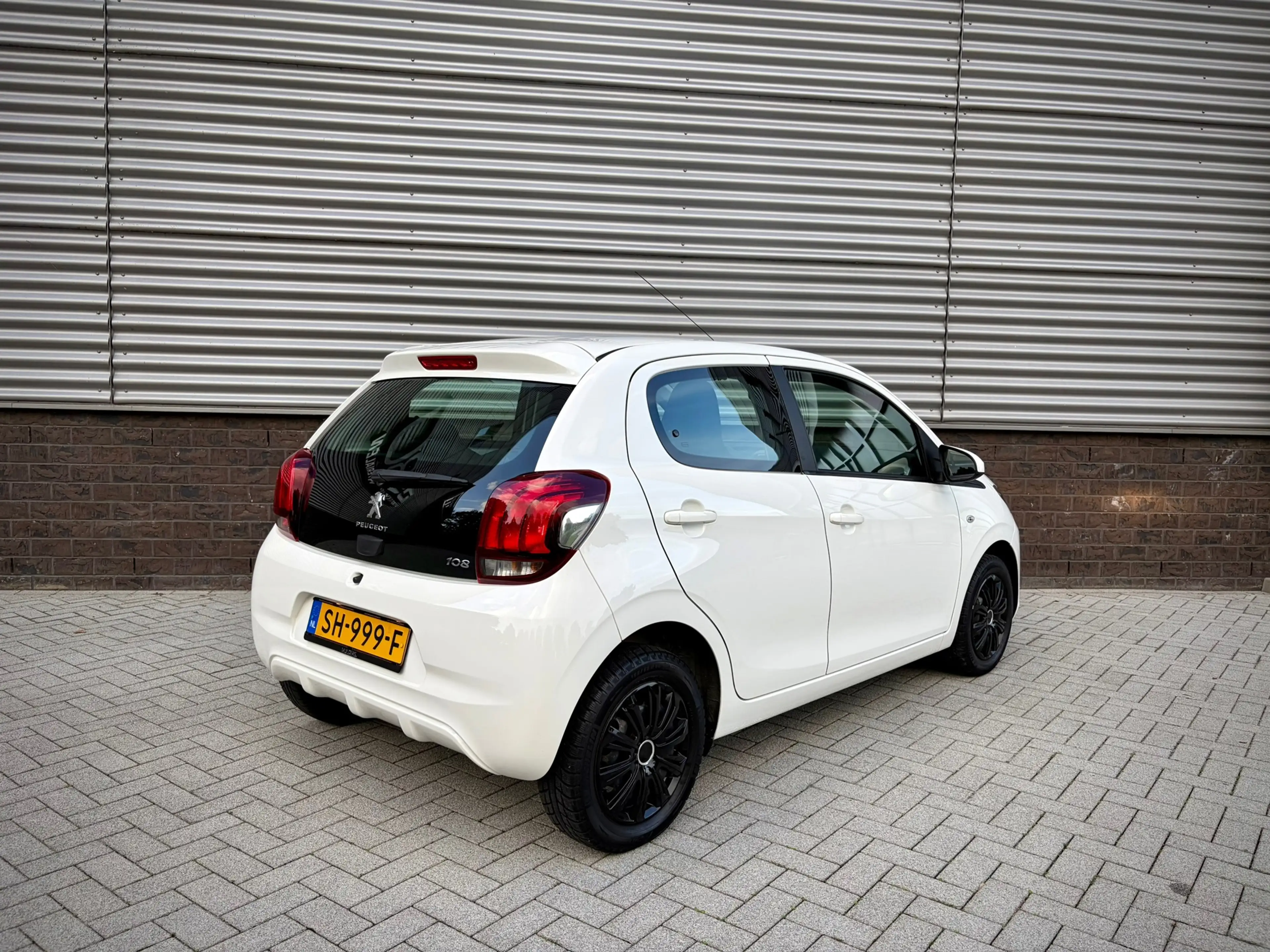 Peugeot 108 1.0 e-VTi Active AIRCO|APPLE CARPLAY|LED|RIJKLAAR — photo 3