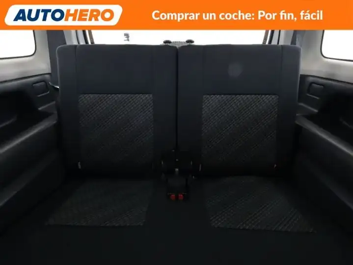 Suzuki Jimny 2017, foto 16