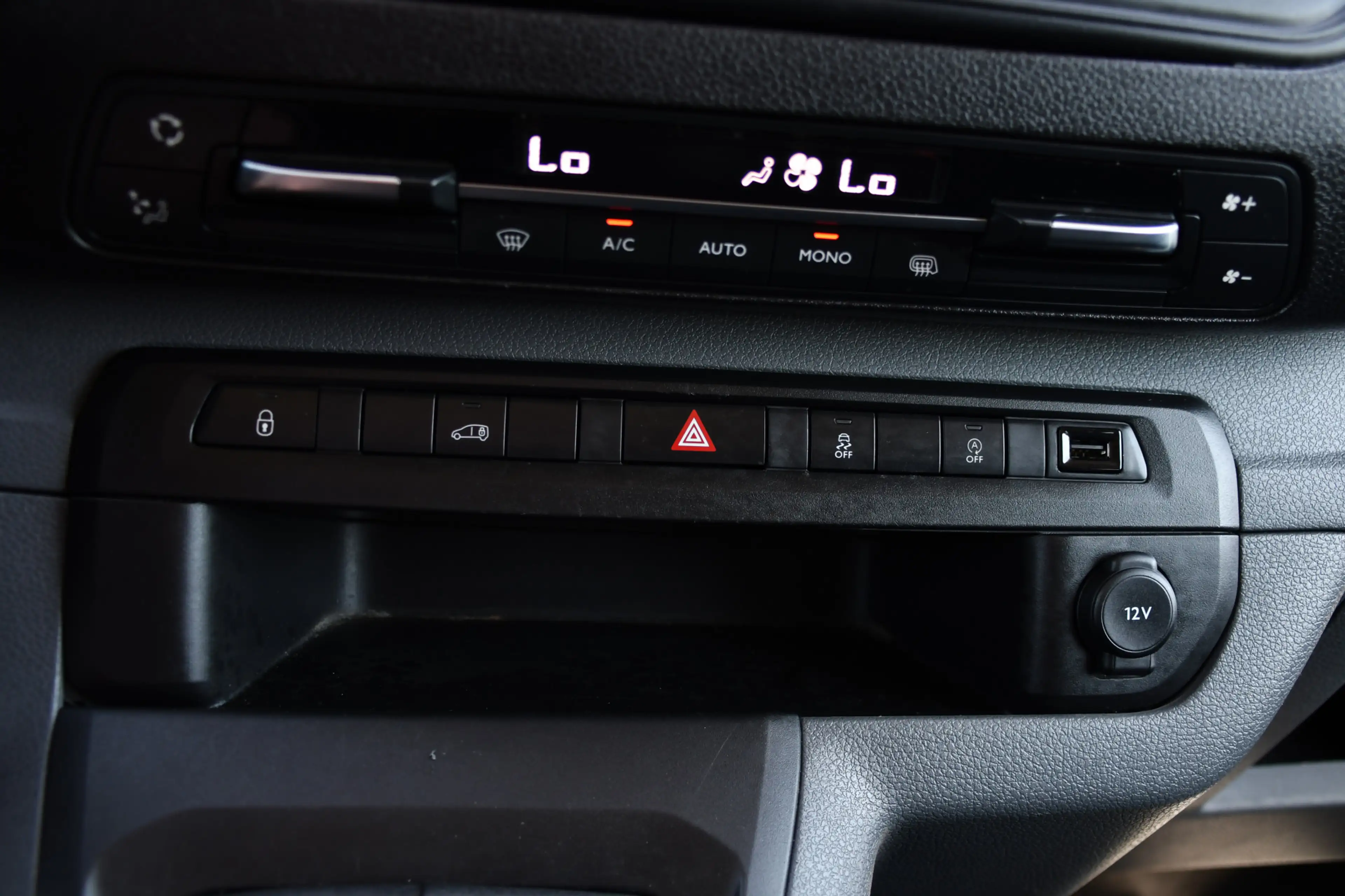 Citroen Jumpy 2.0 BlueHDI 120 L3 PB Edition Camera, Cruise, Carp — photo 23
