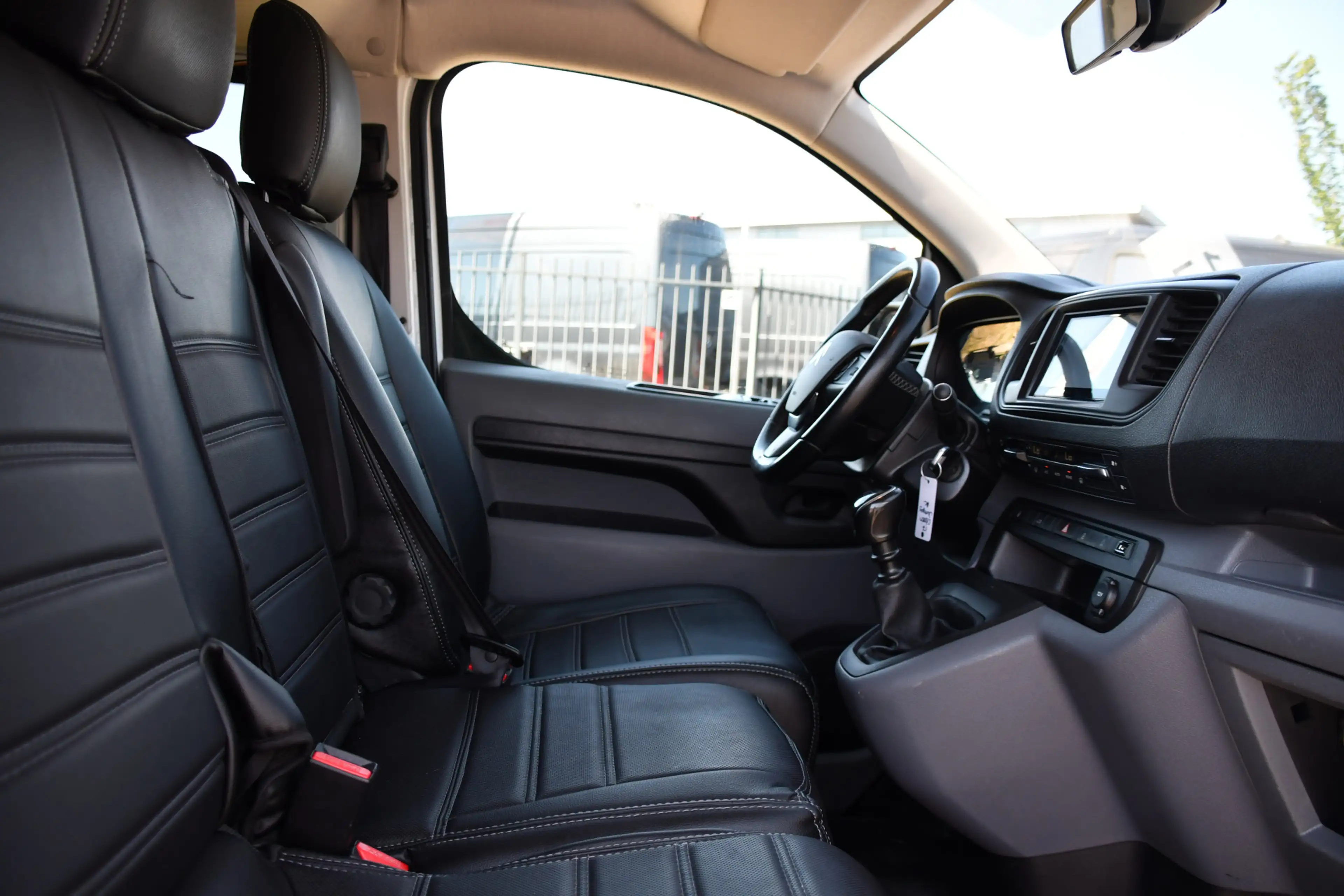Citroen Jumpy 2.0 BlueHDI 120 L3 PB Edition Camera, Cruise, Carp — photo 29