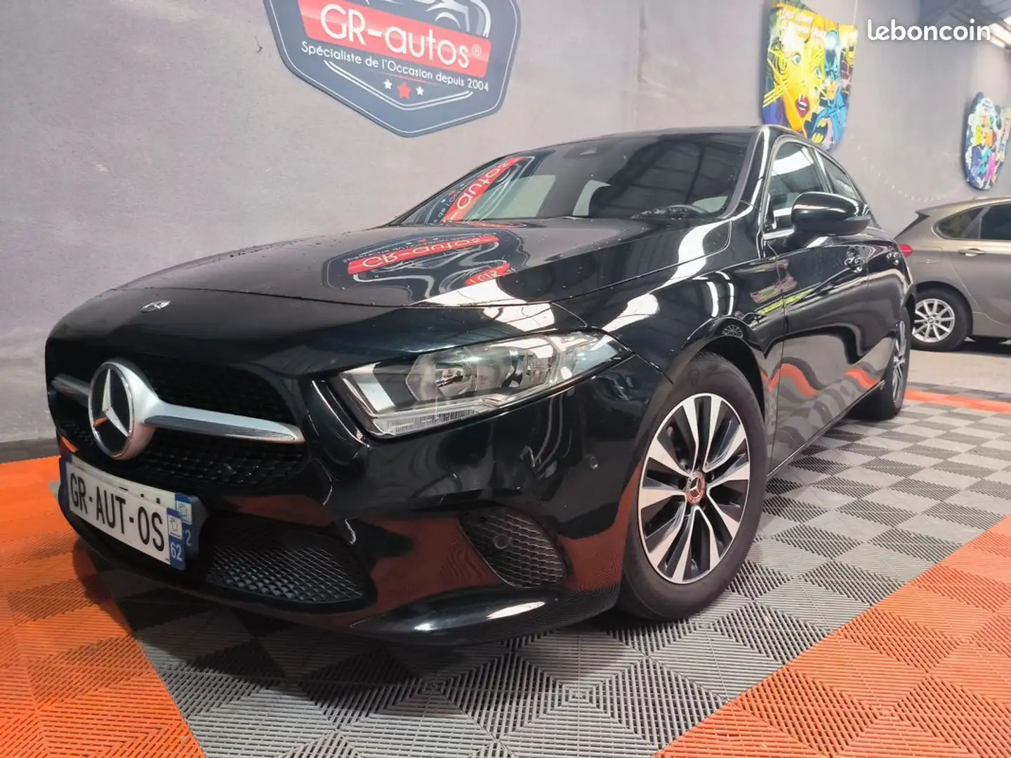 Mercedes-Benz Mercedes A180d 7G-Dct 06-2020 108.000kms 1-2 cuir sièges sport Caméra GPS Révisée et garantie 12 mois Negru - 1