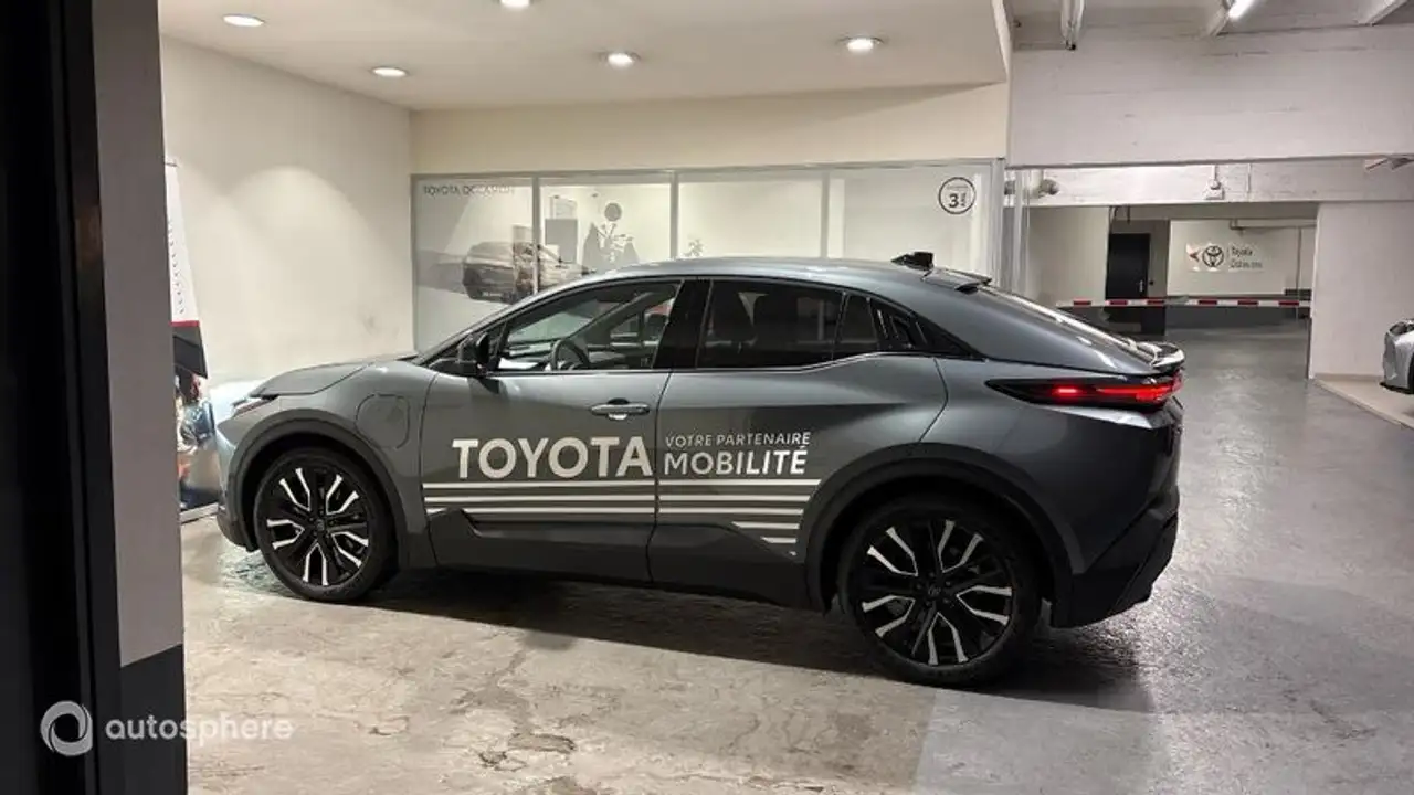 Toyota C-HR 2026 — фото 8