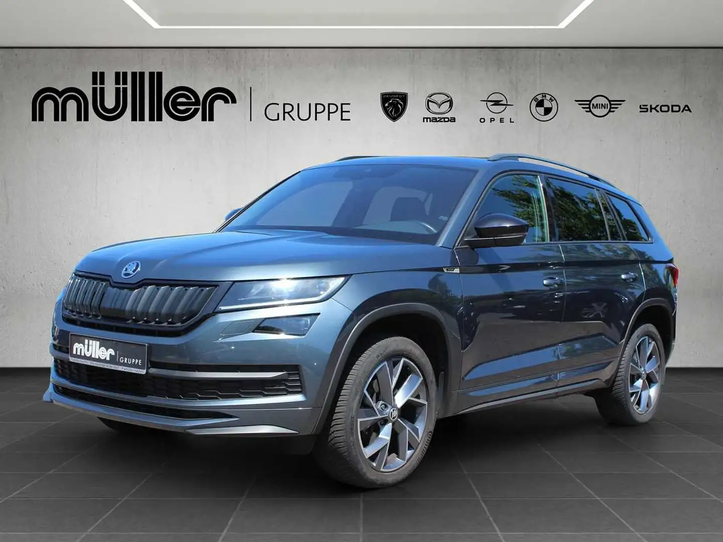 Skoda Kodiaq 2.0 TDI DSG Sportline Grijs - 1