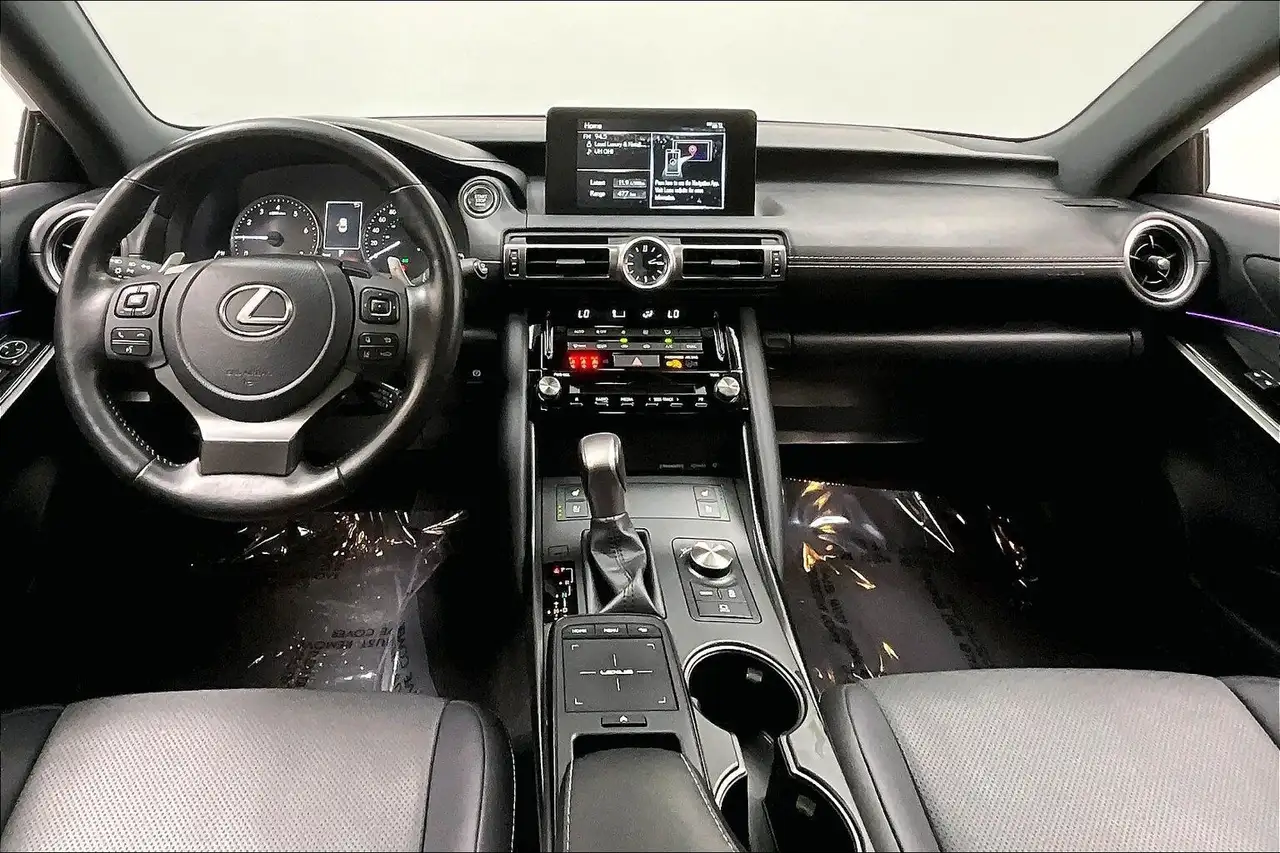 Lexus IS photo Lexus IS