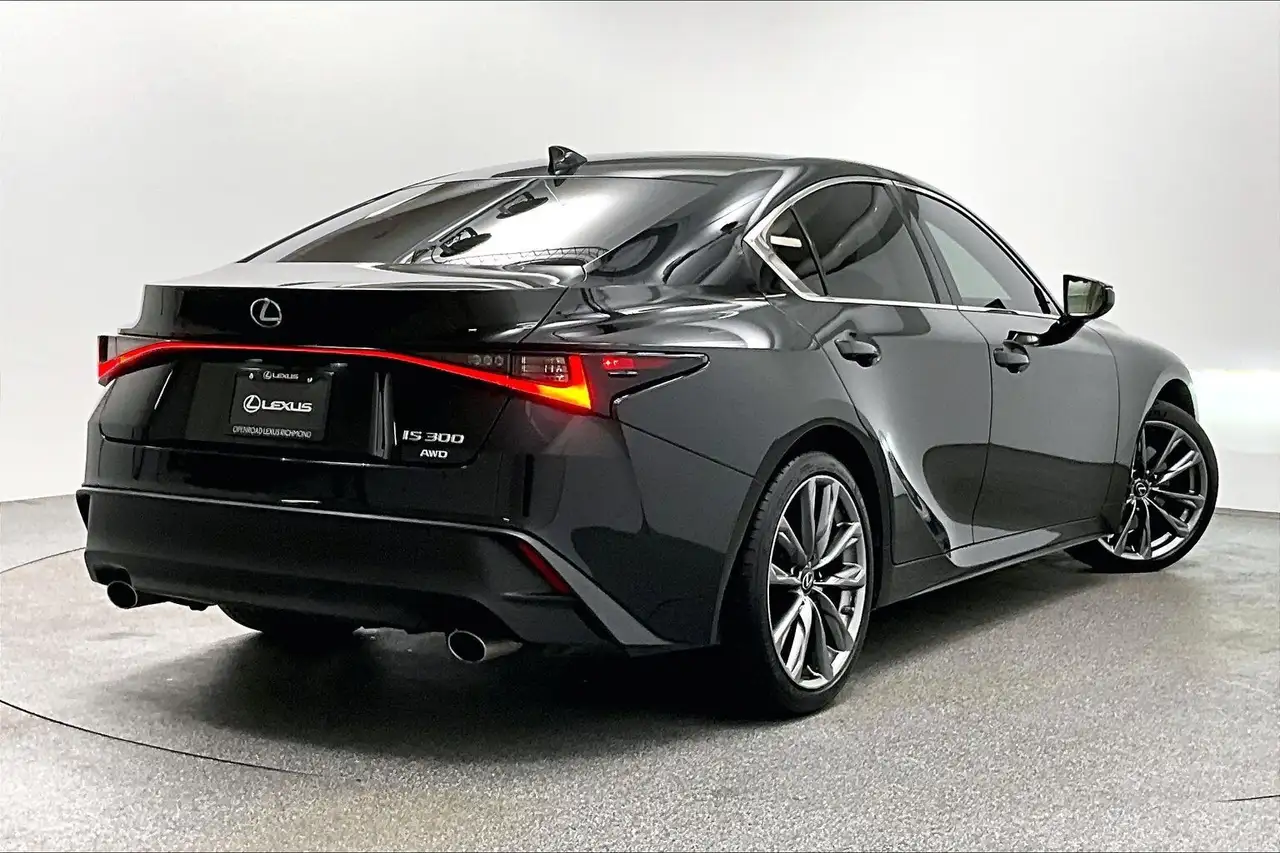 Lexus IS photo Lexus IS