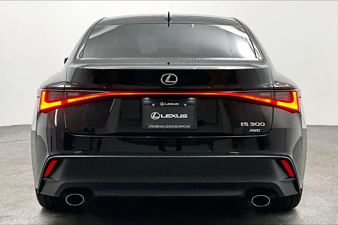 Lexus IS photo Lexus IS