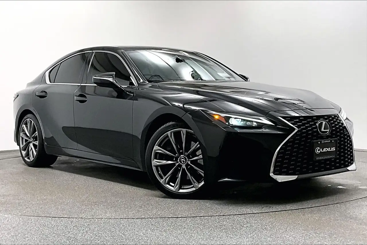 Lexus IS photo Lexus IS