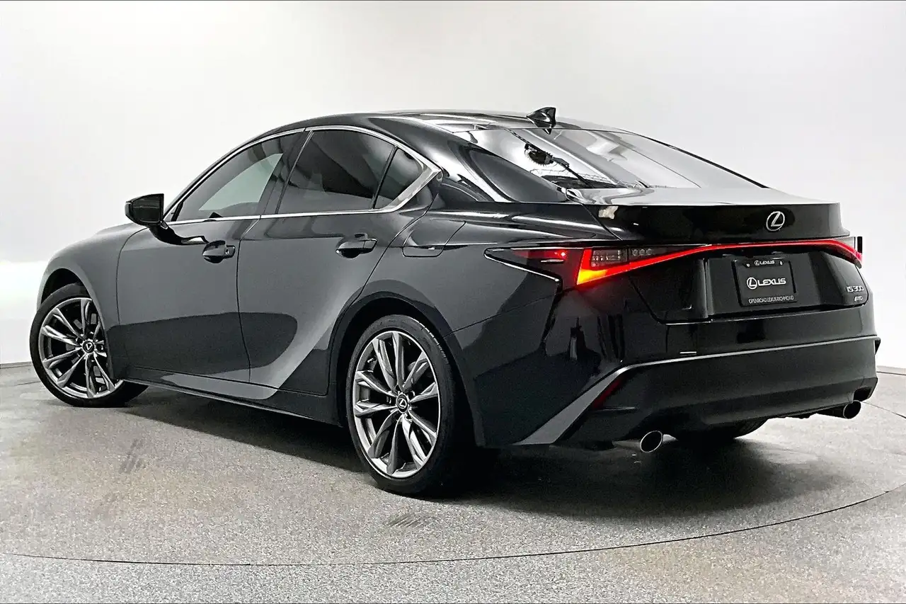 Lexus IS photo Lexus IS