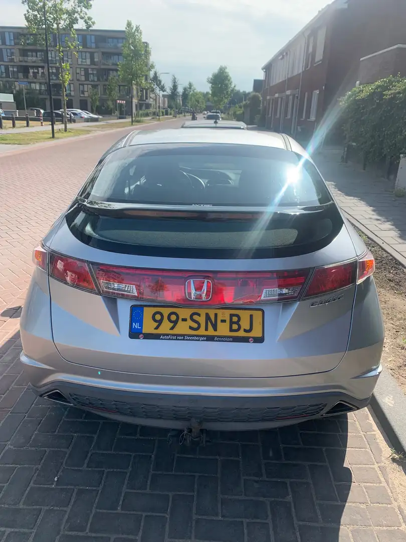 Honda Civic Civic 1.8 Sport Grijs - 2