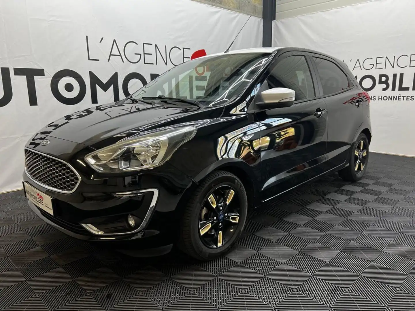 Ford Ka/Ka+ Ka+ 1.2 Ti-VCT 85ch S&S Black Edition Noir - 2