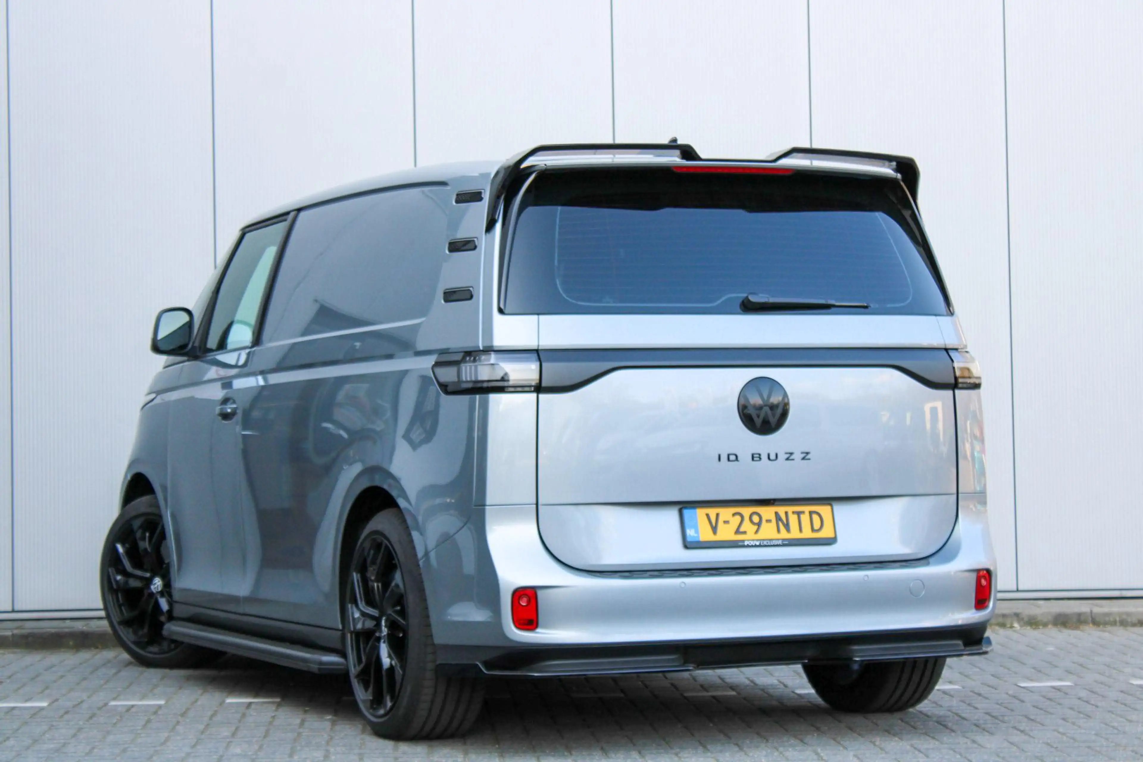 Volkswagen ID. Buzz Cargo 286pk 79 kWh | Trekhaak Wegklapbaar | Spoiler | 19 — photo 14