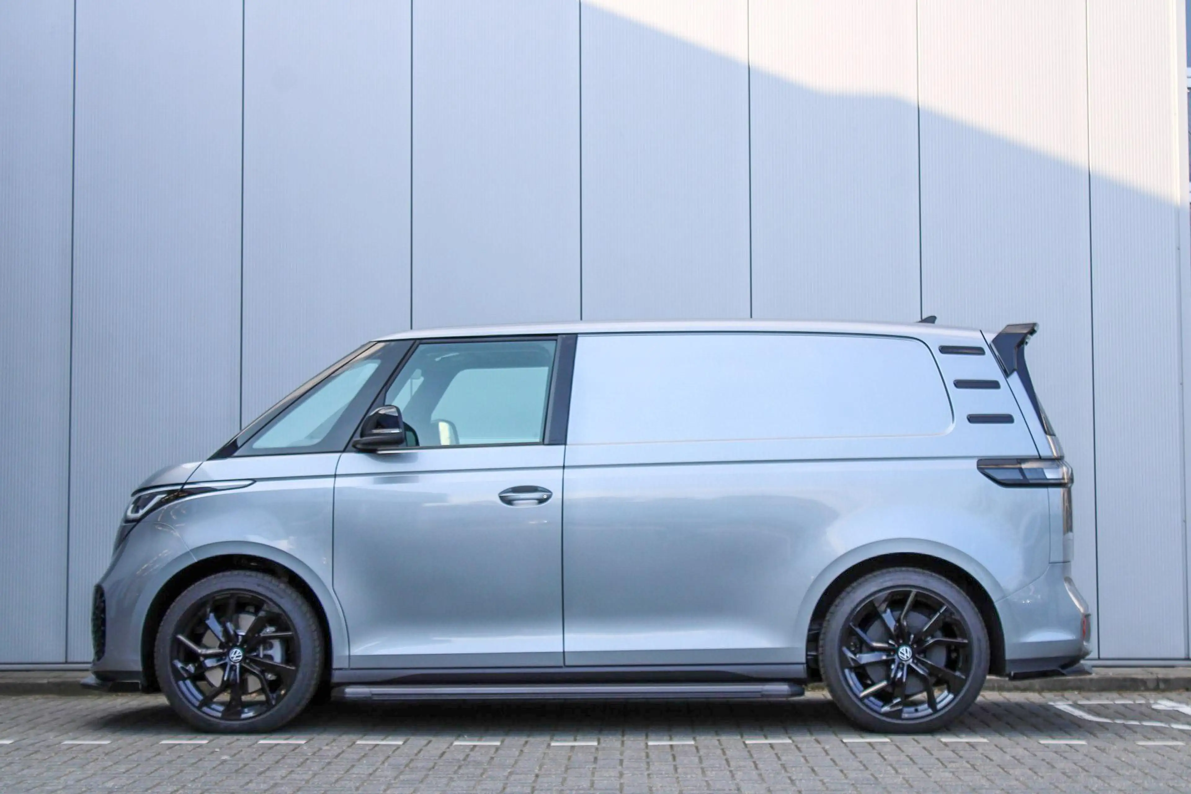 Volkswagen ID. Buzz Cargo 286pk 79 kWh | Trekhaak Wegklapbaar | Spoiler | 19 — photo 15