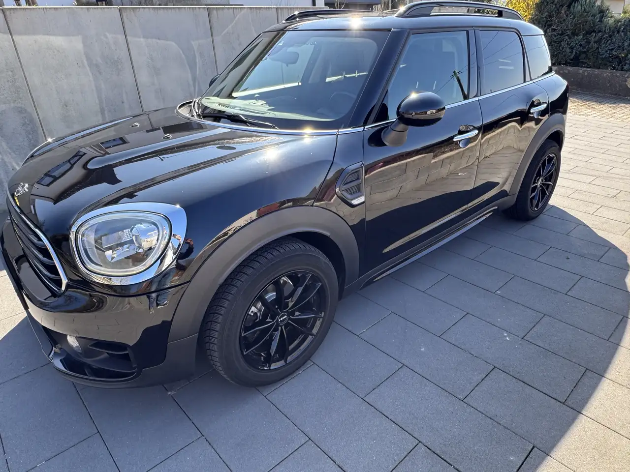 MINI One Countryman