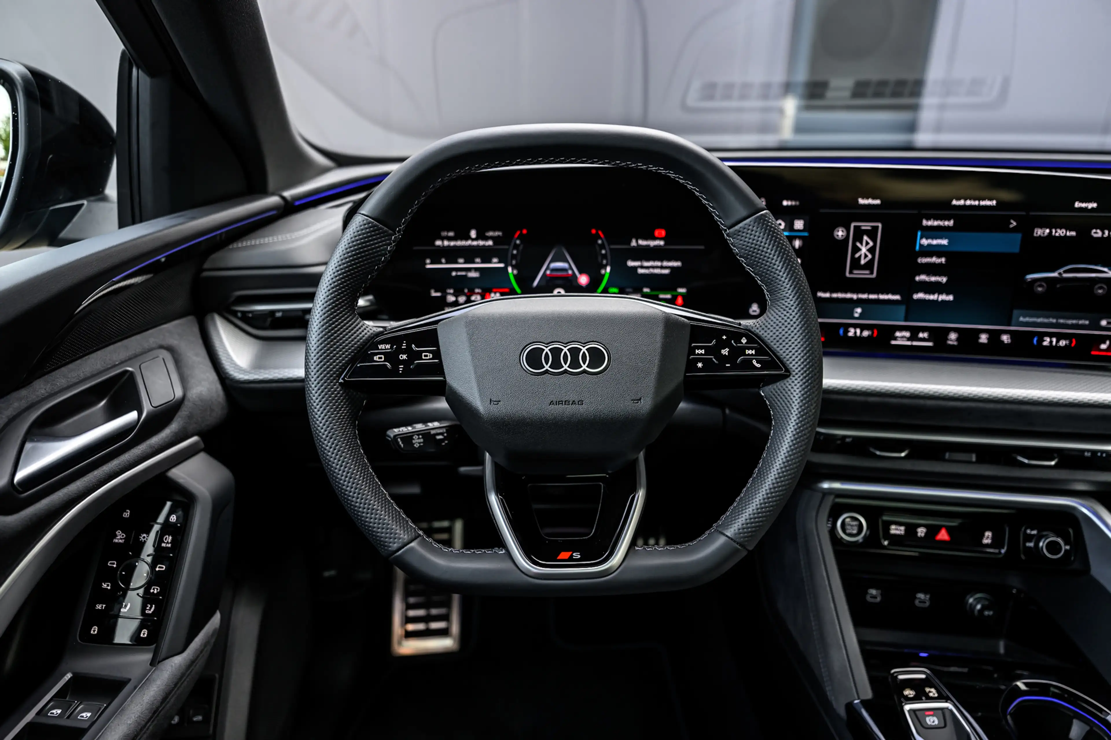 Audi Q5 Sportback 2.0 E-Hybrid 55 quattro 367 pk Pano | 36 — photo 16