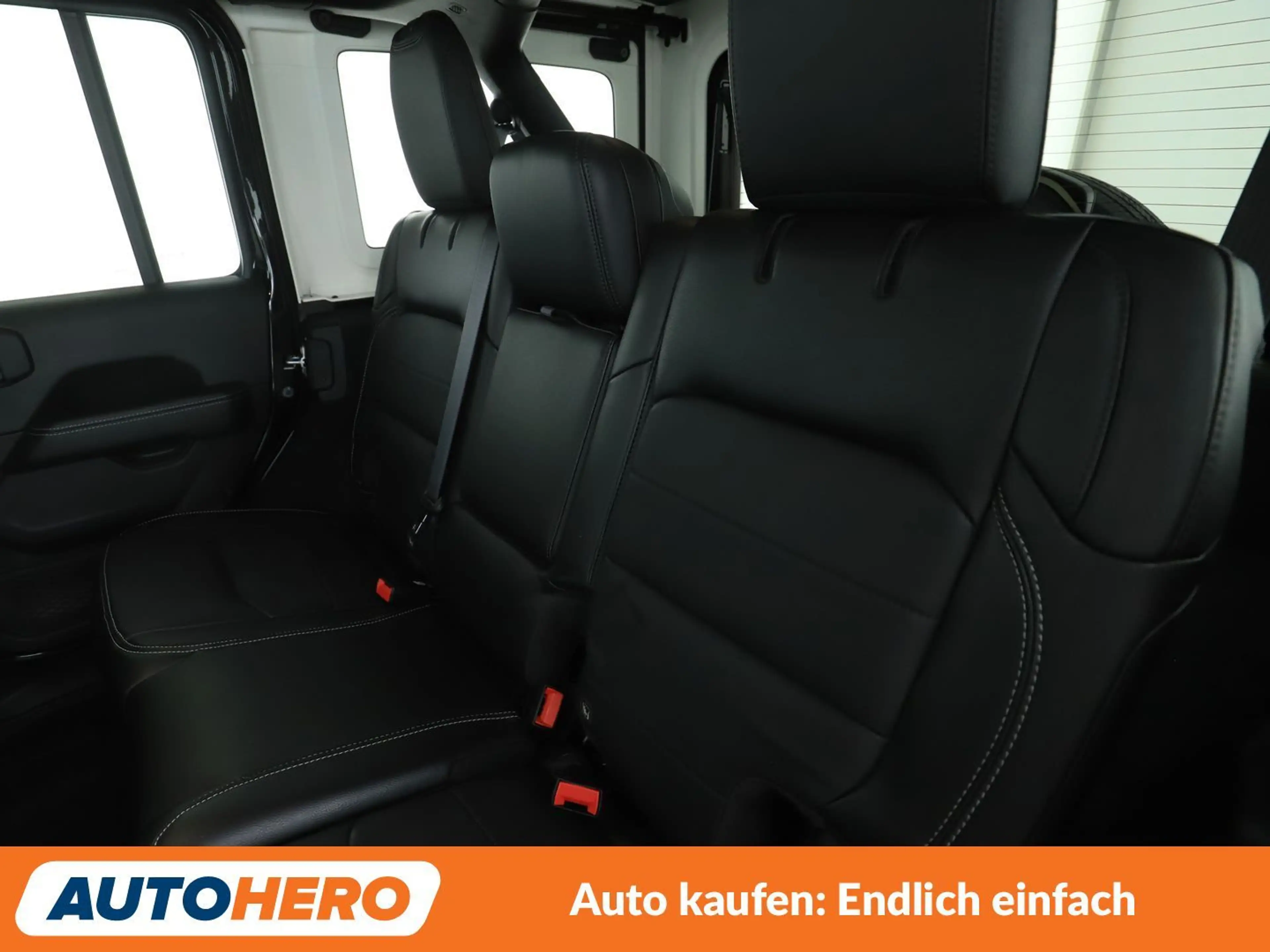 Jeep Wrangler 2.2 CRDi Sahara Aut.*NAVI*LED*ACC*PDC*SHZ*CAM* — photo 14