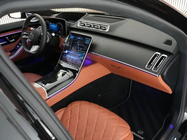 Mercedes-Benz S-Class view 3