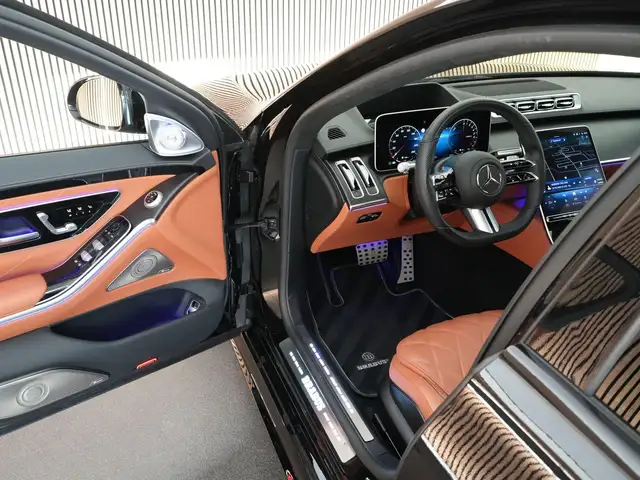 Mercedes-Benz S-Class view 9