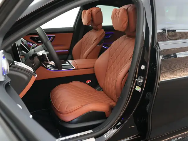 Mercedes-Benz S-Class view 11