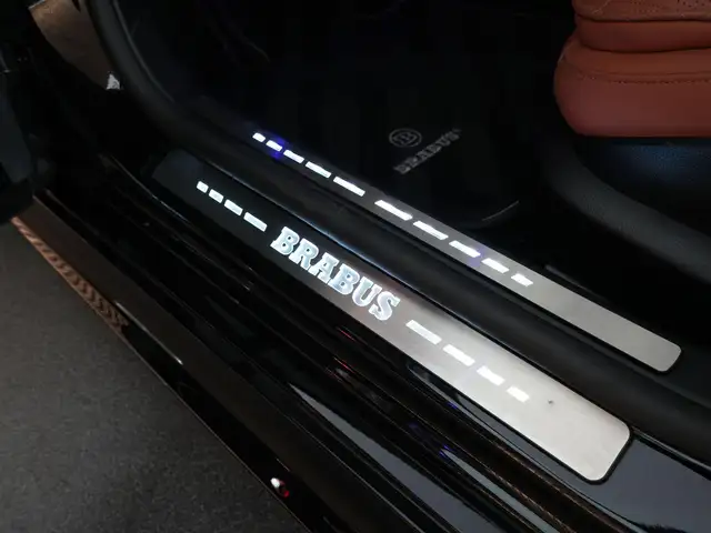 Mercedes-Benz S-Class view 28