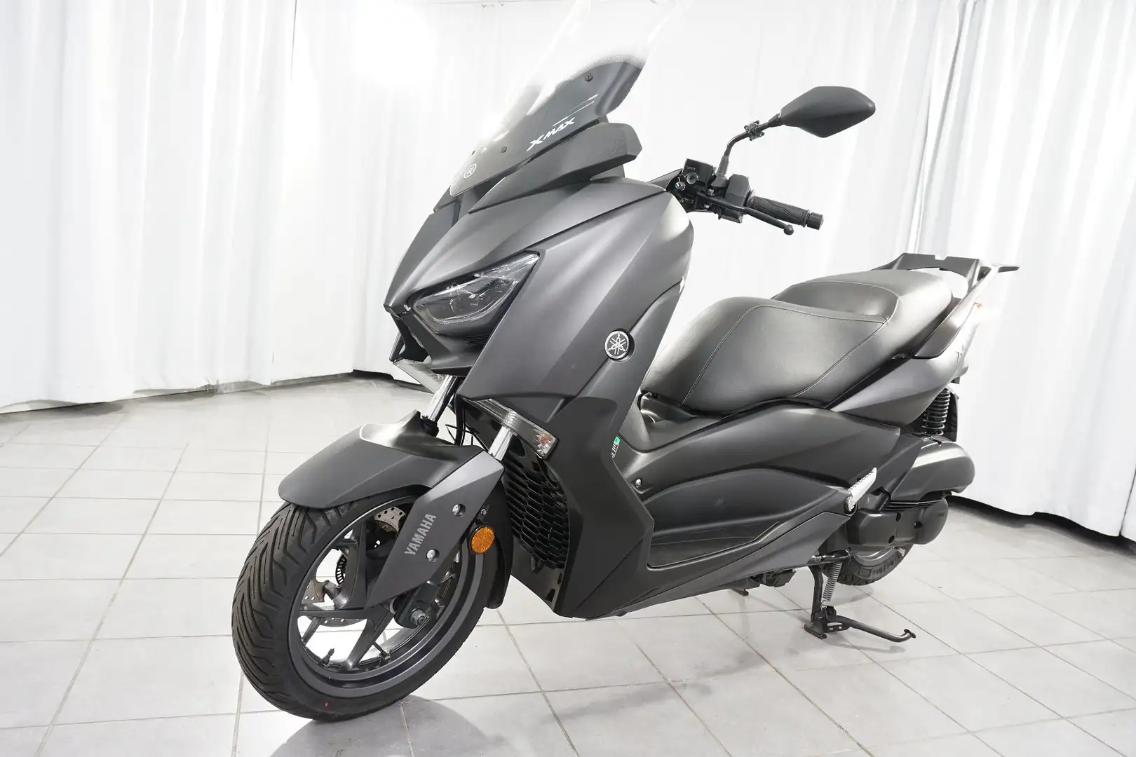 Yamaha X-Max 125 ABS hohe Sitzbank und Scheibe Grey - 1
