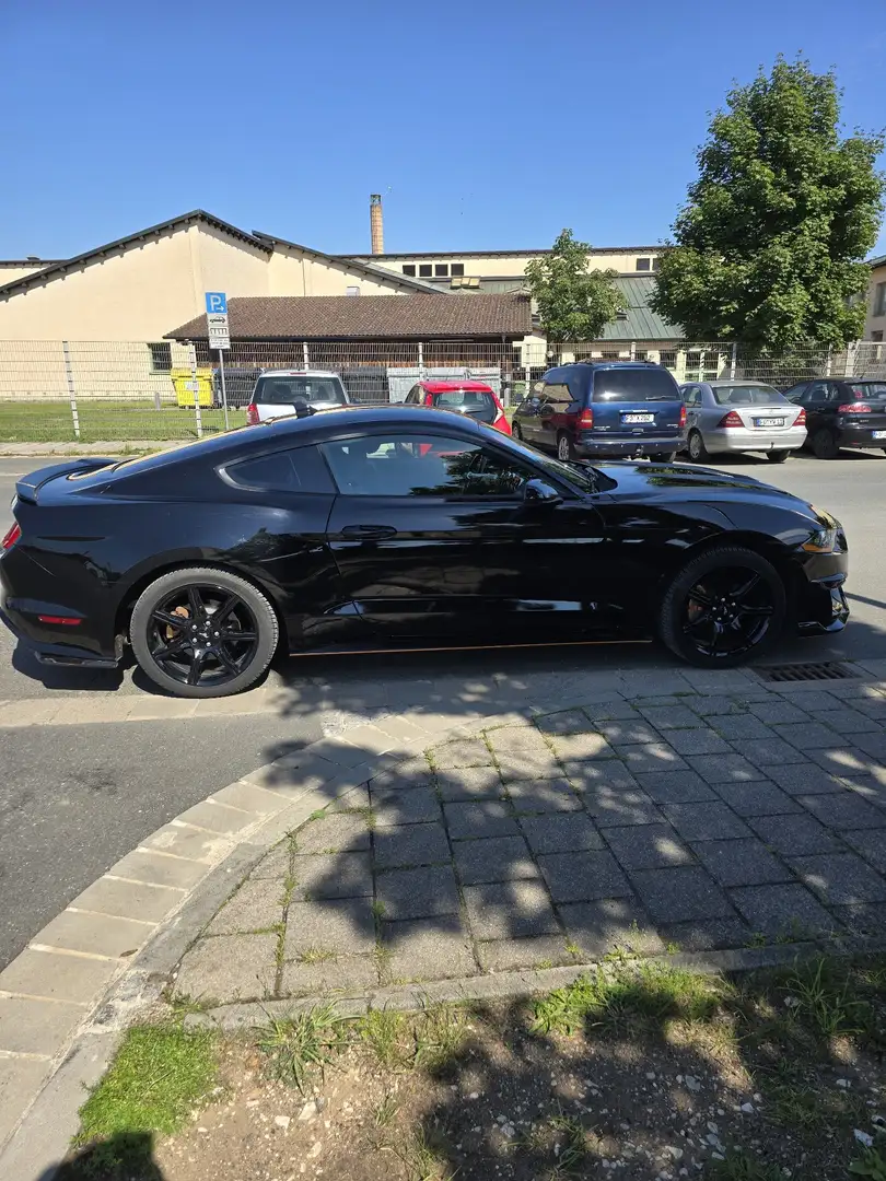 Ford Mustang 2.3 Eco Boost Aut. - 2