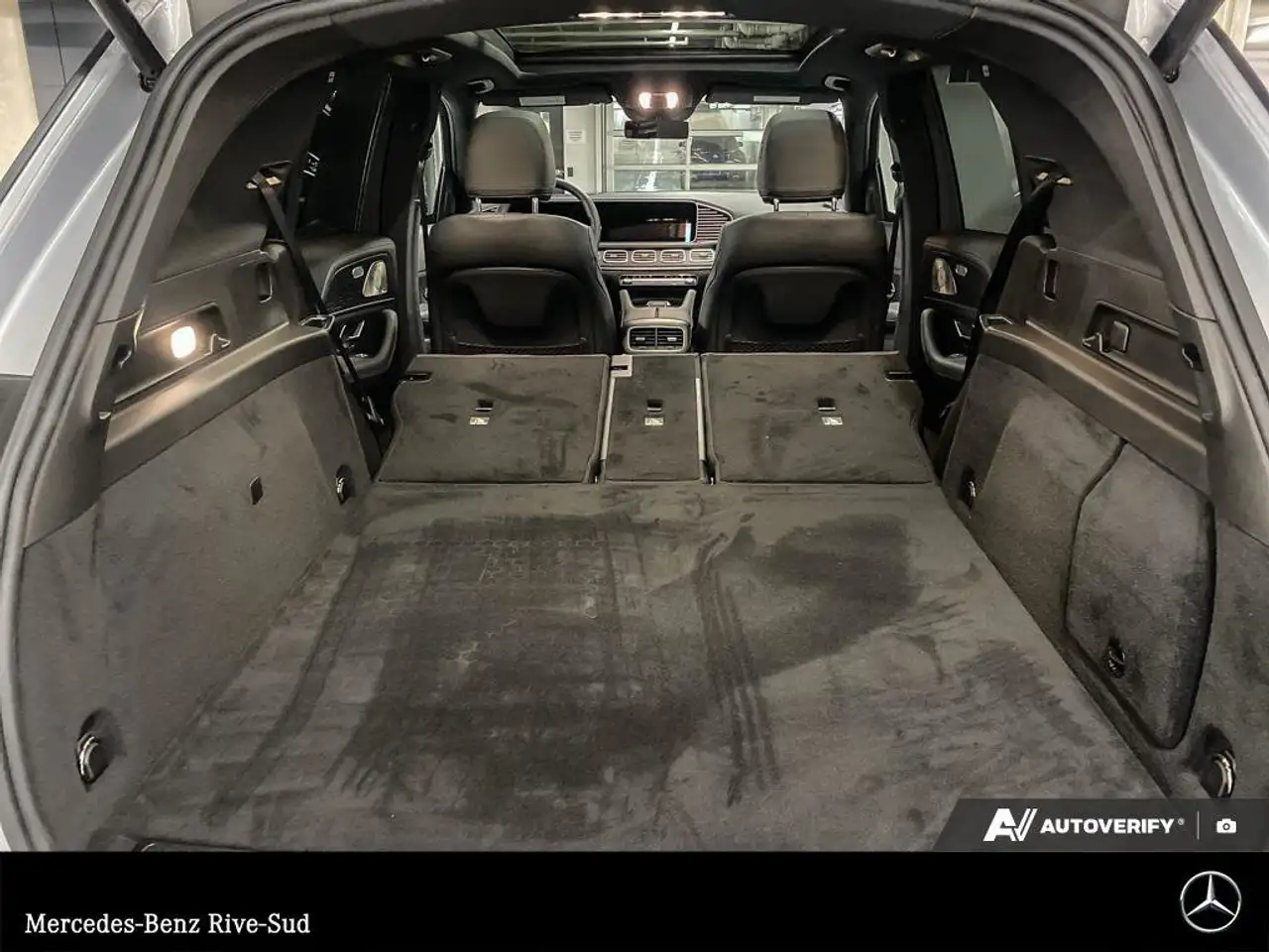 Mercedes-Benz GLE снимка Mercedes-Benz GLE