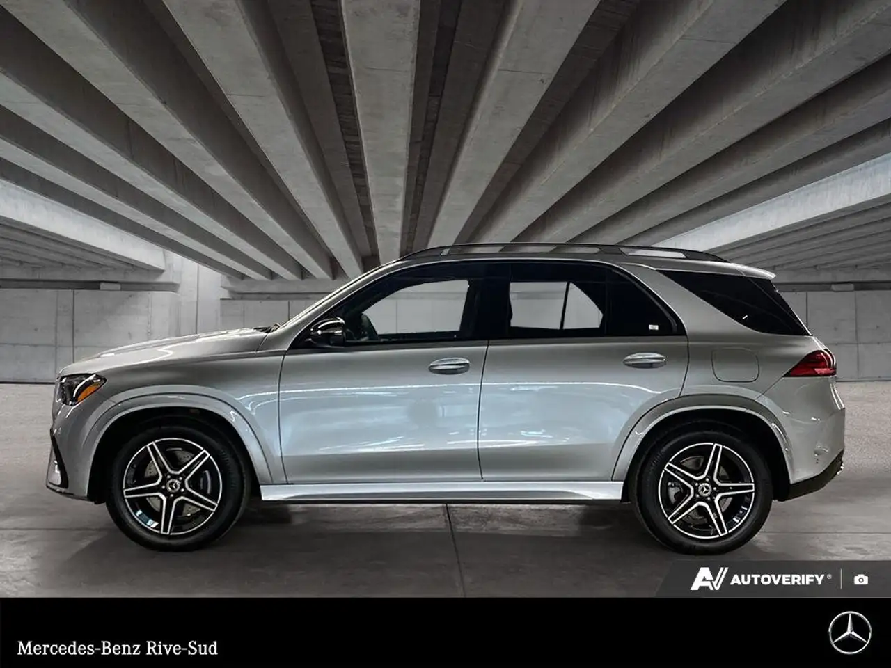 Mercedes-Benz GLE снимка Mercedes-Benz GLE