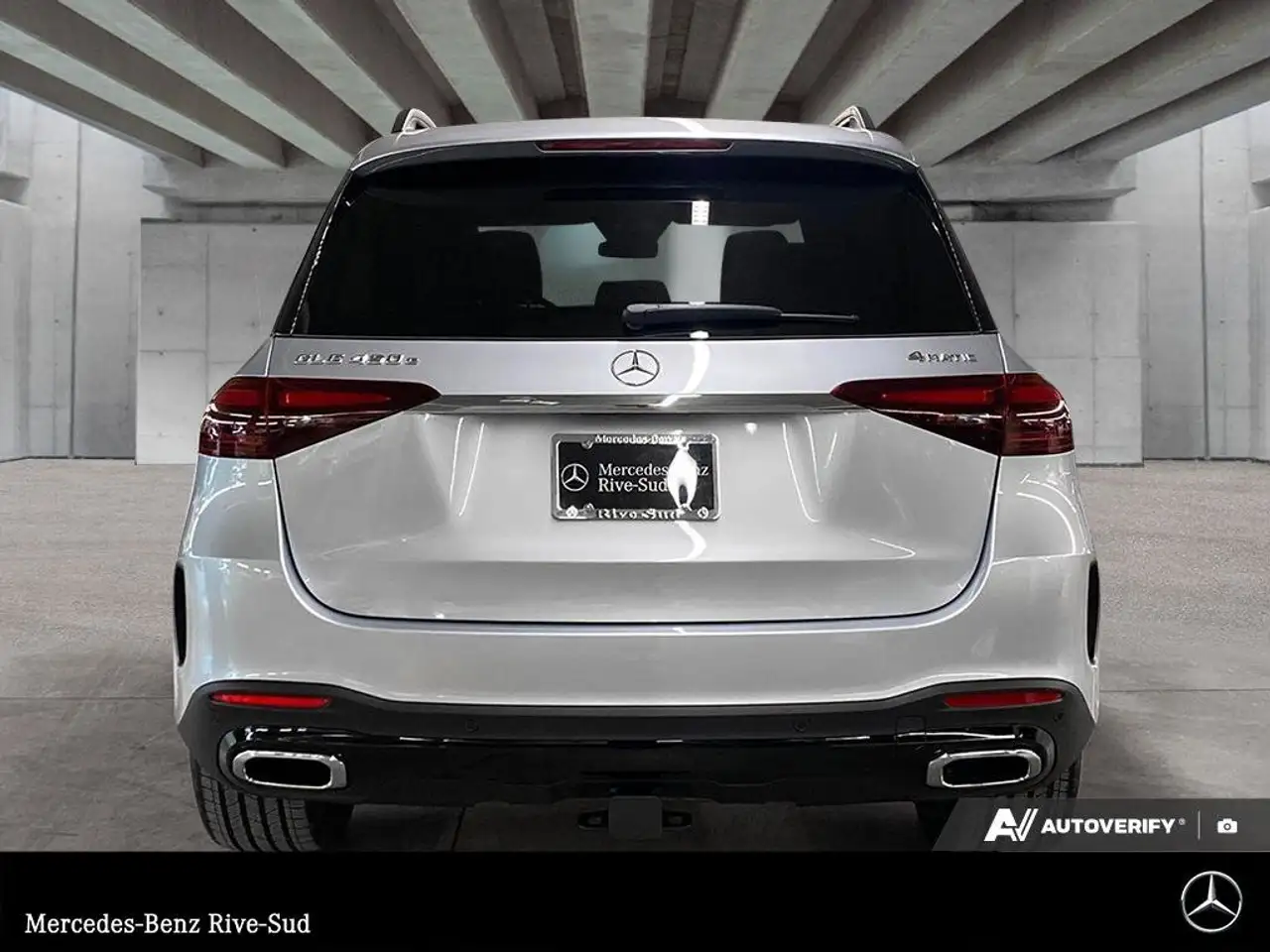Mercedes-Benz GLE снимка Mercedes-Benz GLE