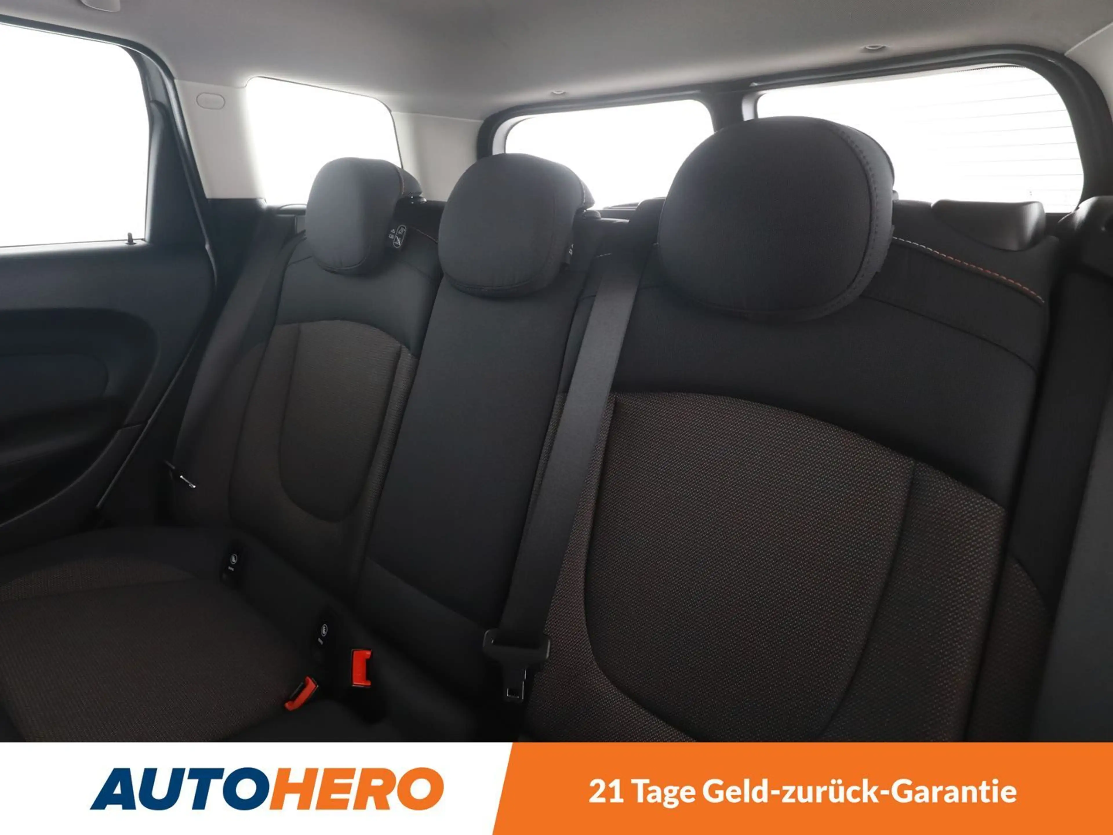 MINI Cooper Clubman Cooper Aut. *LED*TEMPO*NAVI*CAM*SHZ*KLIMAAUT*AMB* — photo 14